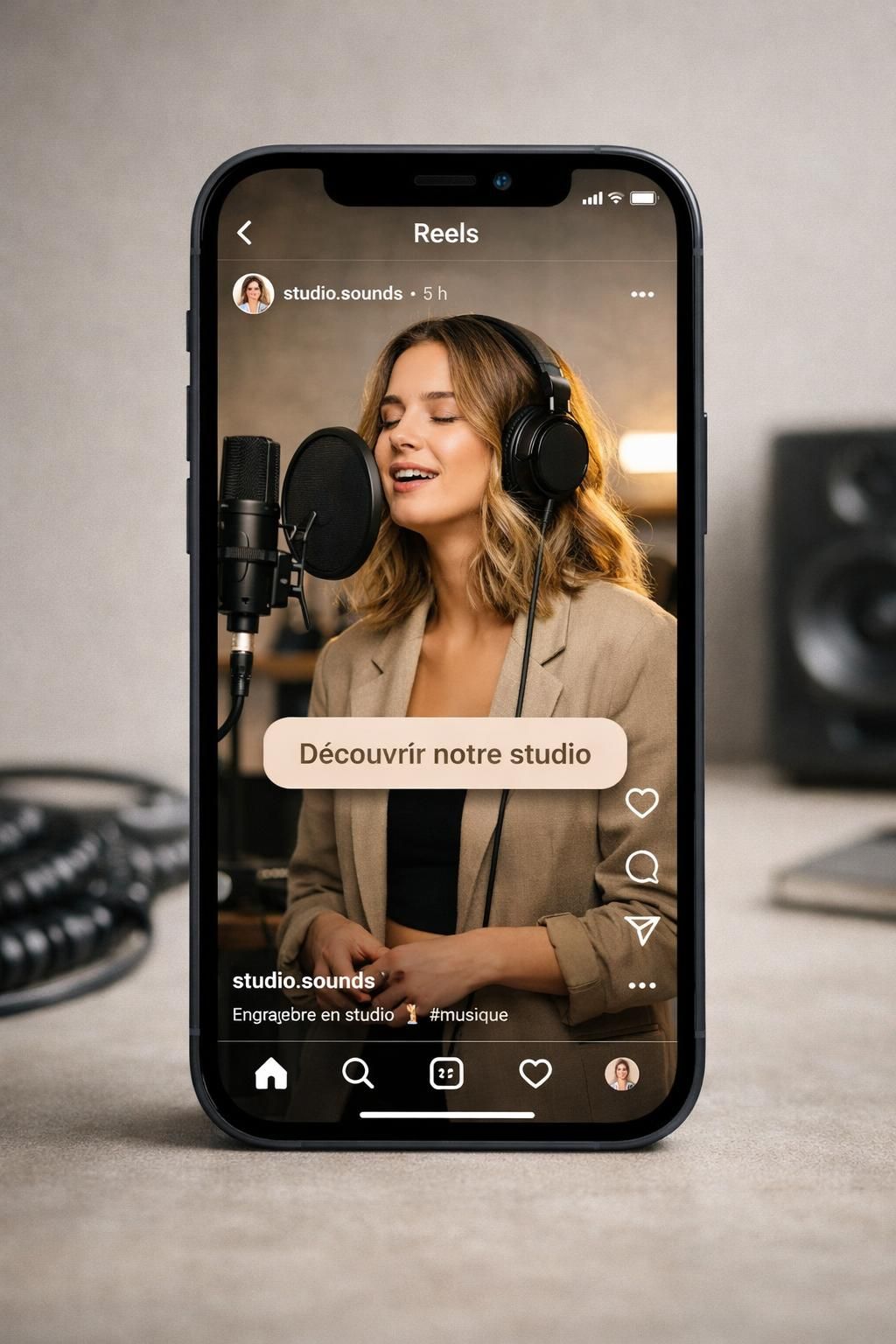 instagram permet désormais aux utilisateurs et aux marques d'ajouter des liens cliquables dans les reels, facilitant ainsi le partage et la promotion directe de contenus.